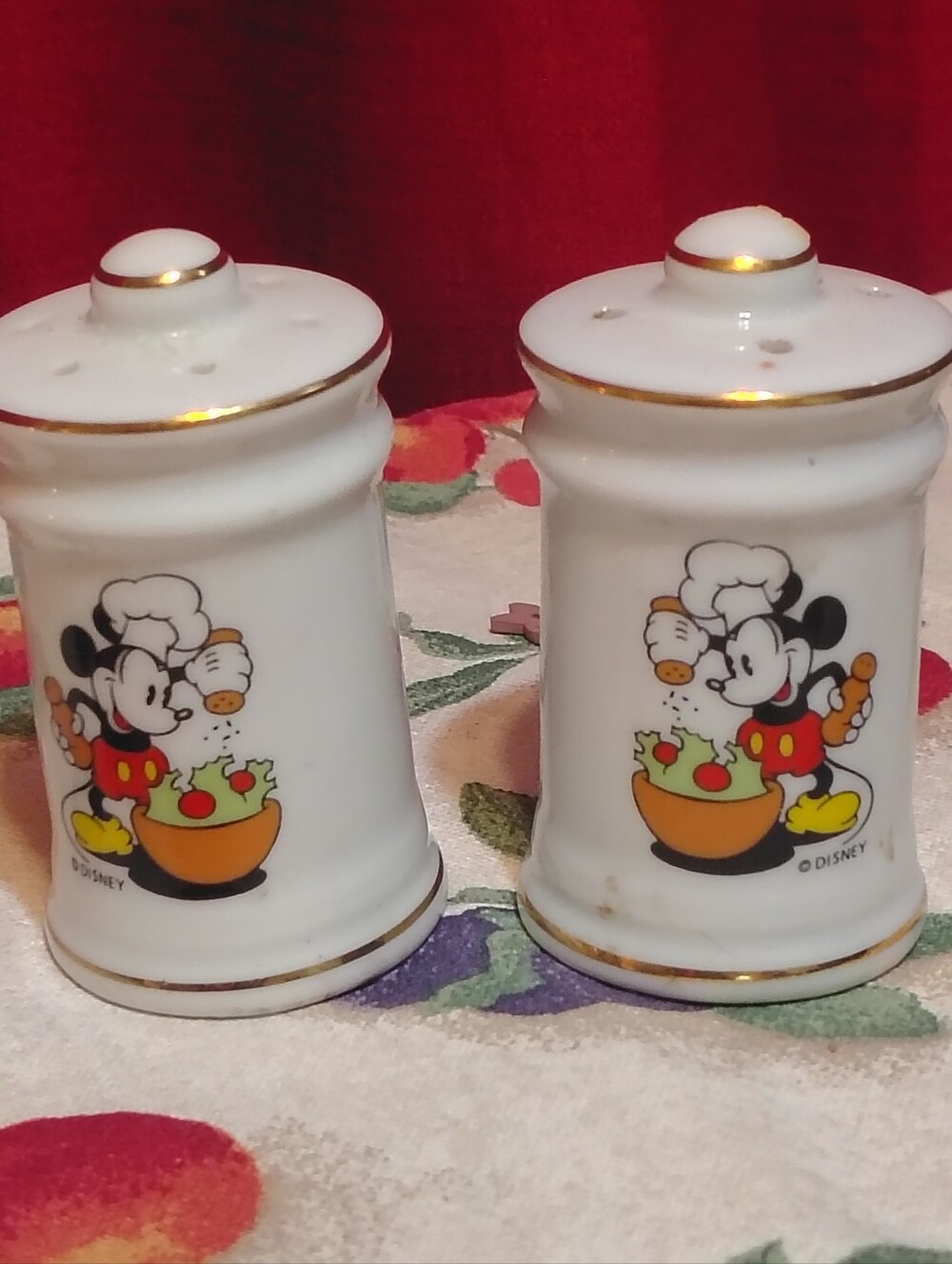 Vintage Disney Chef Mickey Mouse Ceramic Salt & Pepper Shakers Set Gold Trim